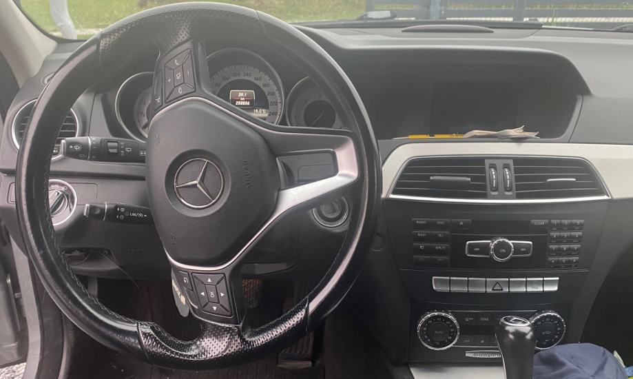 Mercedes-Benz C-klasa T-model 200 CDI T Avantgarde, fotografija 7