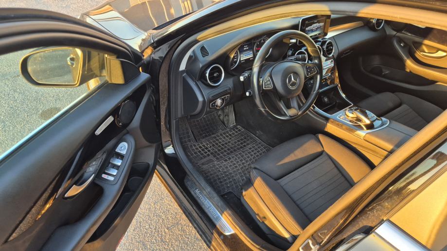 Mercedes-Benz C-klasa T-model 200 d T automatik, fotografija 3