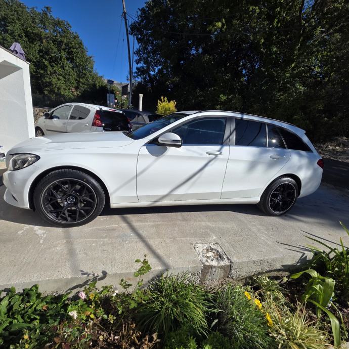 Mercedes-Benz C-klasa T-model
