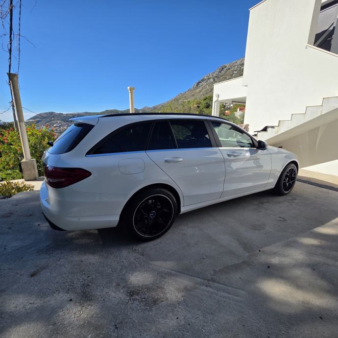 Mercedes-Benz C-klasa T-model 200 d T, fotografija 3