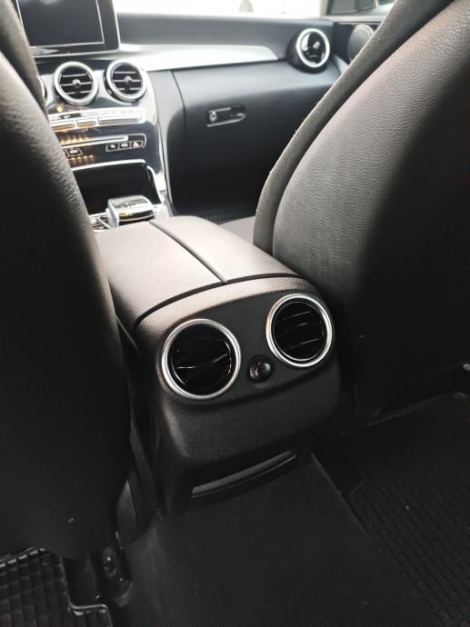 Mercedes-Benz C-klasa 220 D 9G automatik, fotografija 13