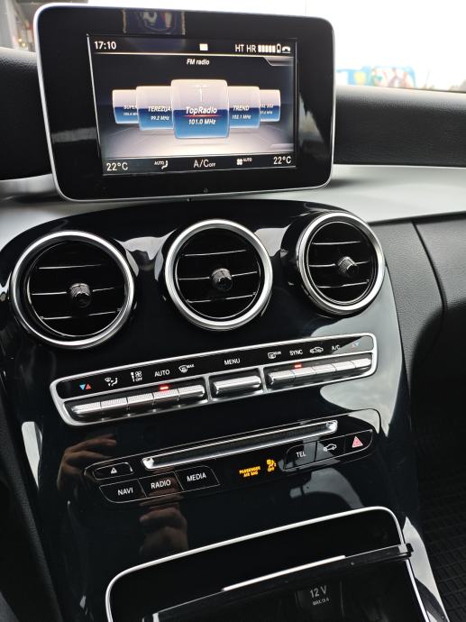 Mercedes-Benz C-klasa 220 D 9G automatik, fotografija 10