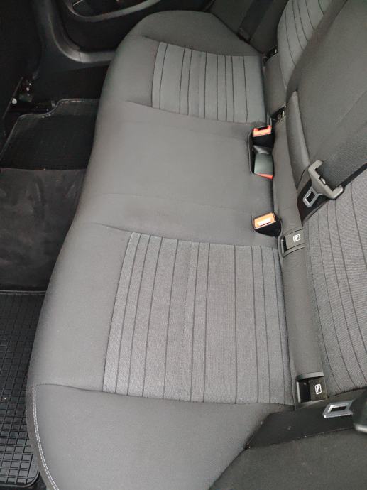 Mercedes-Benz C-klasa 220 D 9G automatik, fotografija 16