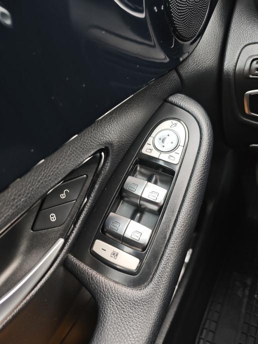 Mercedes-Benz C-klasa 220 D 9G automatik, fotografija 14