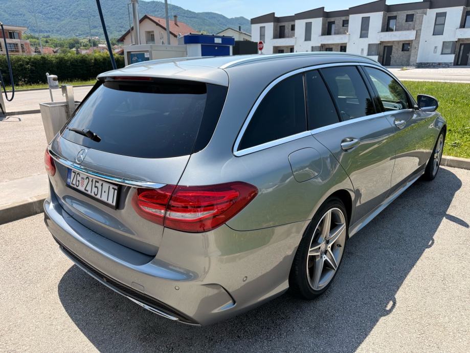 Mercedes-Benz C-klasa T-model 220 d AMG automatik, fotografija 4