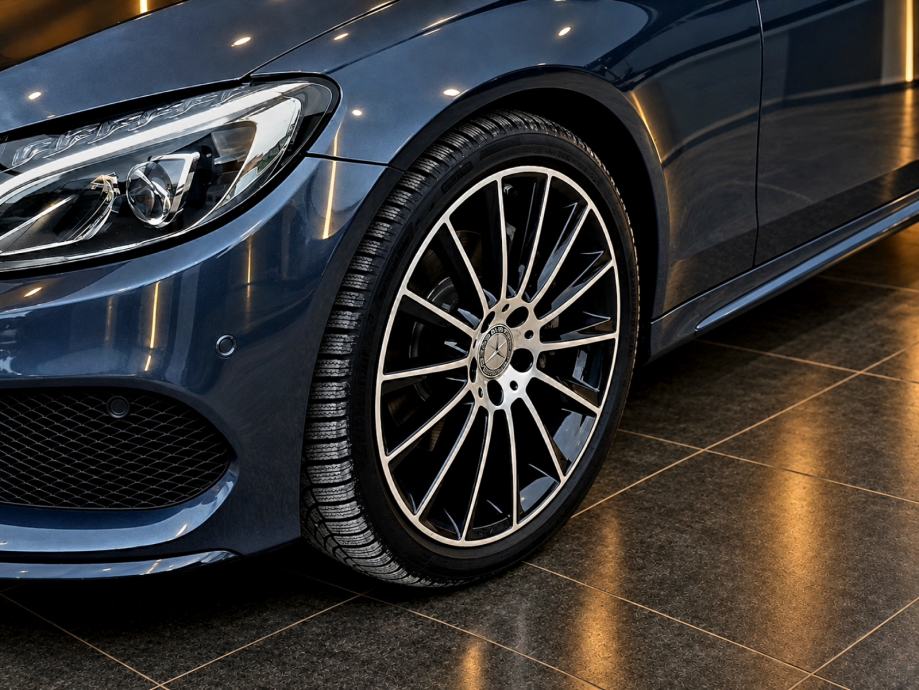 Mercedes-Benz C-klasa T-model 220 d T AMG automatik, fotografija 13