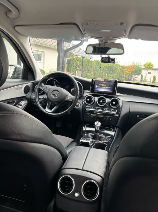 Mercedes-Benz C W205 Avantgrade 156Ks, fotografija 6