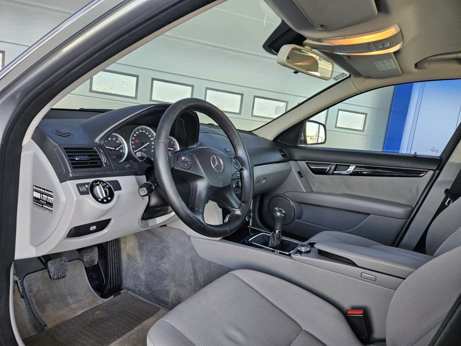 MERCEDES-BENZ C220CDI-ELEGANCE-6 BRZINA-125KW-TEMPOMAT-KLIMA **5499€**, fotografija 7