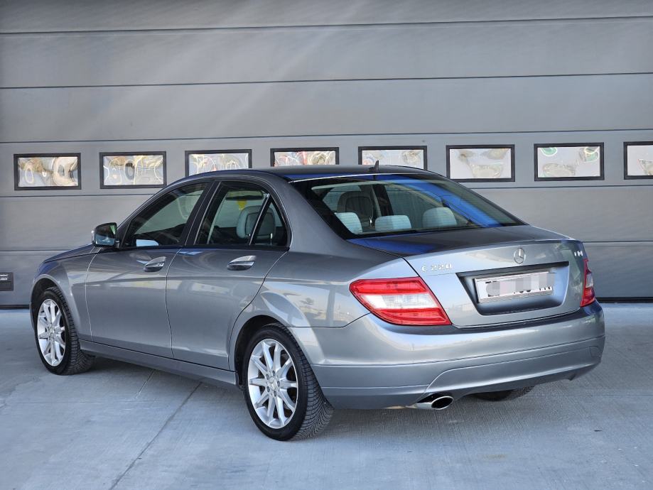 MERCEDES-BENZ C220CDI-ELEGANCE-6 BRZINA-125KW-TEMPOMAT-KLIMA **5499€**, fotografija 12