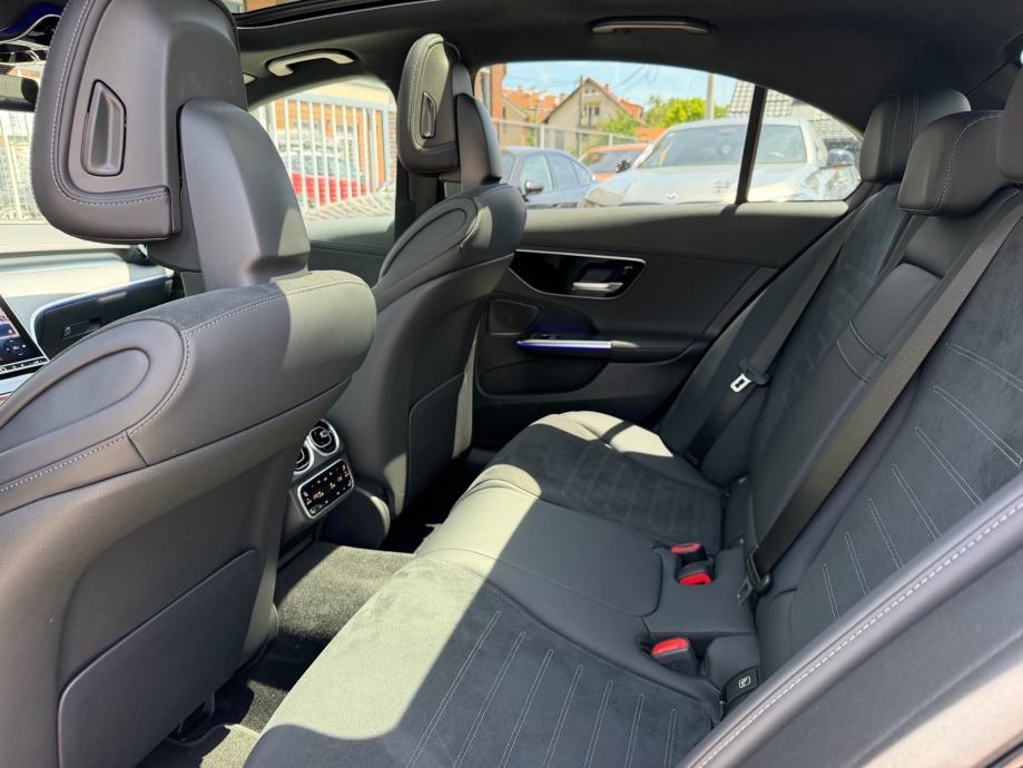 Mercedes-Benz C220d 4Matic AMG Nighpaket **FULL OPREMA**, fotografija 12