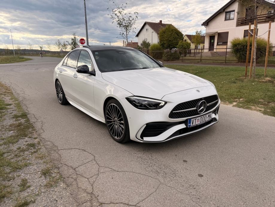 Mercedes-Benz C220d AMG PRVI VLASNIK 10tkm automatik, fotografija 3