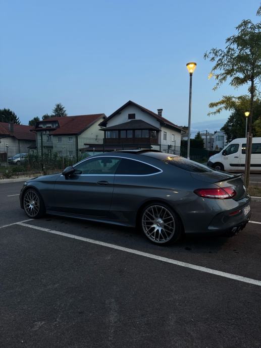 Mercedes - Benz C250 Coupe, fotografija 2