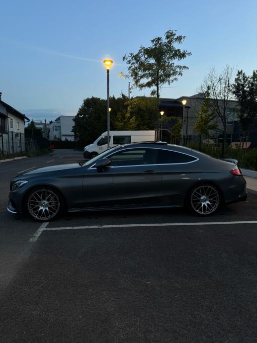 Mercedes - Benz C250 Coupe, fotografija 3