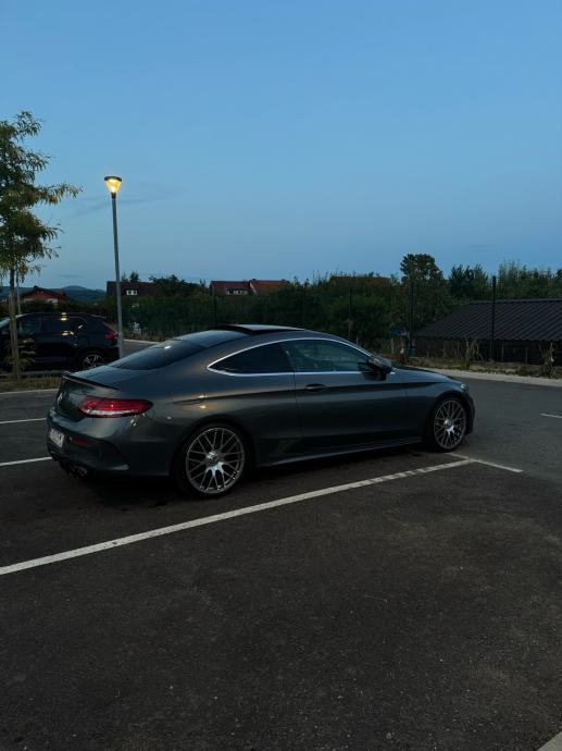 Mercedes - Benz C250 Coupe, fotografija 8