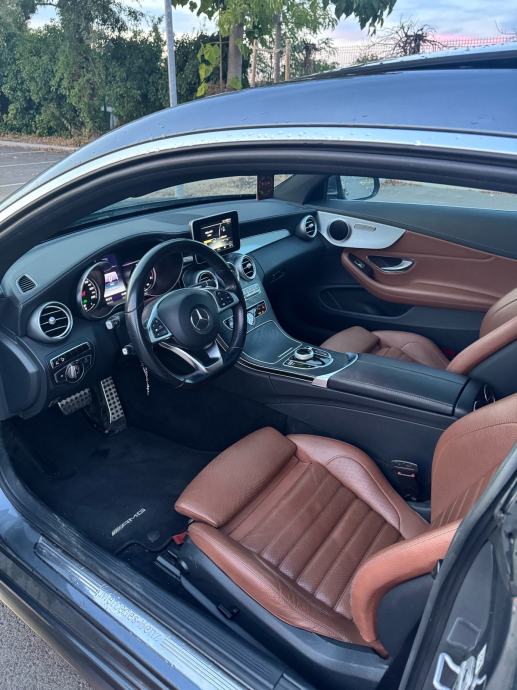 Mercedes - Benz C250 Coupe, fotografija 17