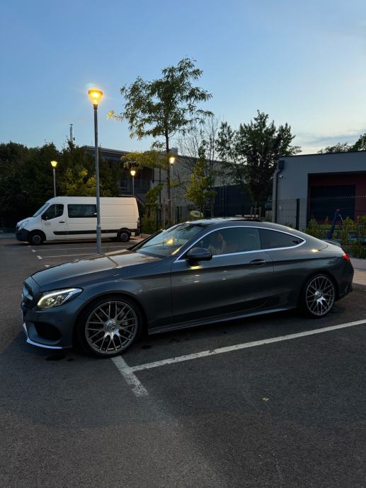 Mercedes - Benz C250 Coupe, fotografija 4