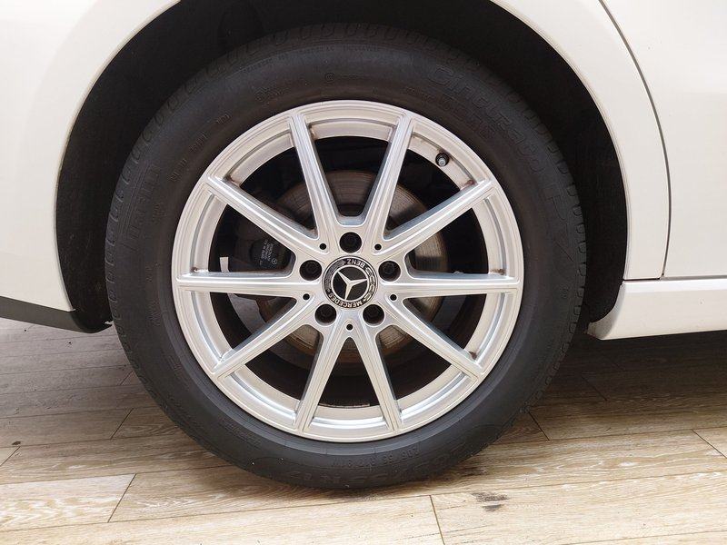 Mercedes-Benz CLA 180 d Shooting Brake automatik Progressive, fotografija 8