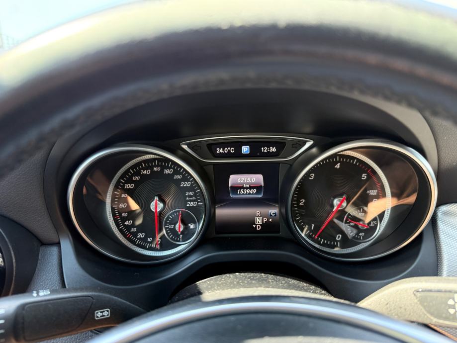 Mercedes-Benz CLA 200d AMG Edition - Panorama - Multibeam LED - Kamera, fotografija 9