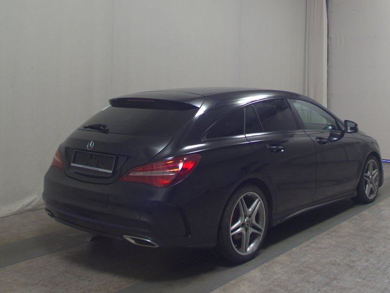 Mercedes-Benz CLA 220 d Shooting Brake automatik AMG Line • LED, fotografija 4