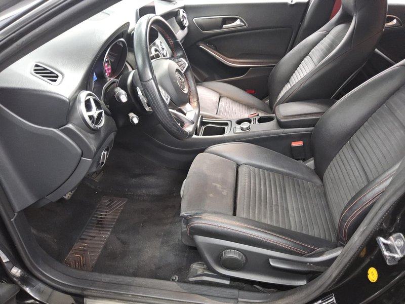 Mercedes-Benz CLA 220 d Shooting Brake automatik AMG Line • LED, fotografija 8