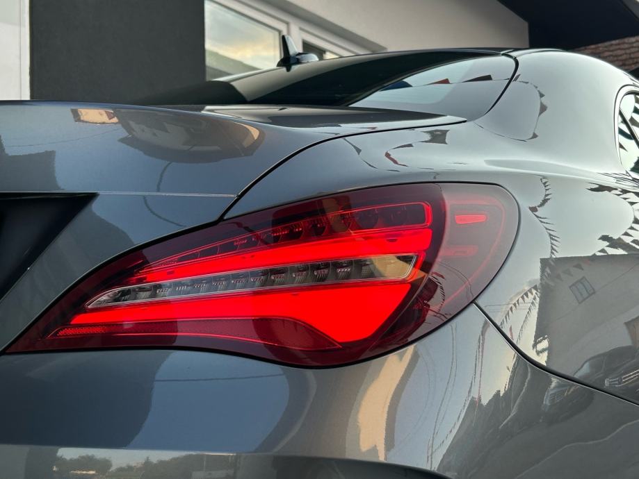 Mercedes-Benz CLA klasa 180 d AUTOMATIK 2018G. AMG PAKET FUL OPREMA, fotografija 13