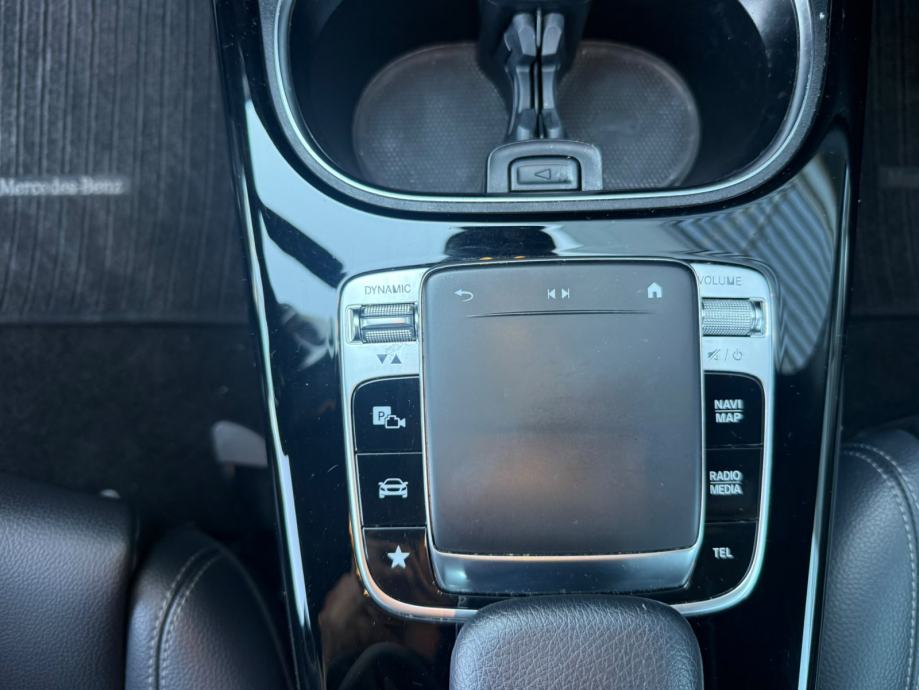 Mercedes-Benz CLA klasa 200 d automatik - USLUŽNA PRODAJA, fotografija 12