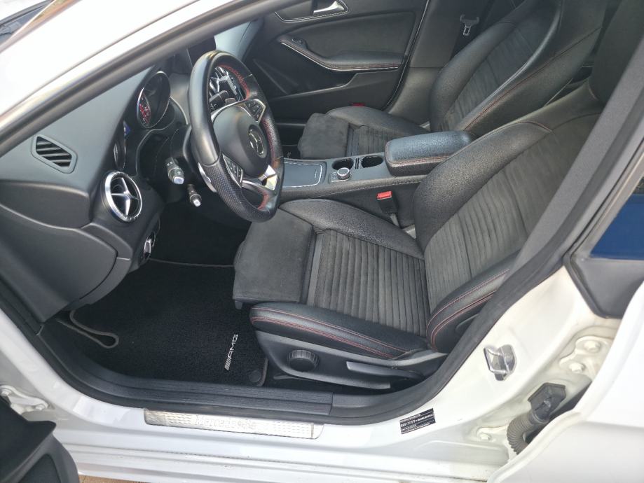 Mercedes-Benz CLA klasa 220 automatik, fotografija 10