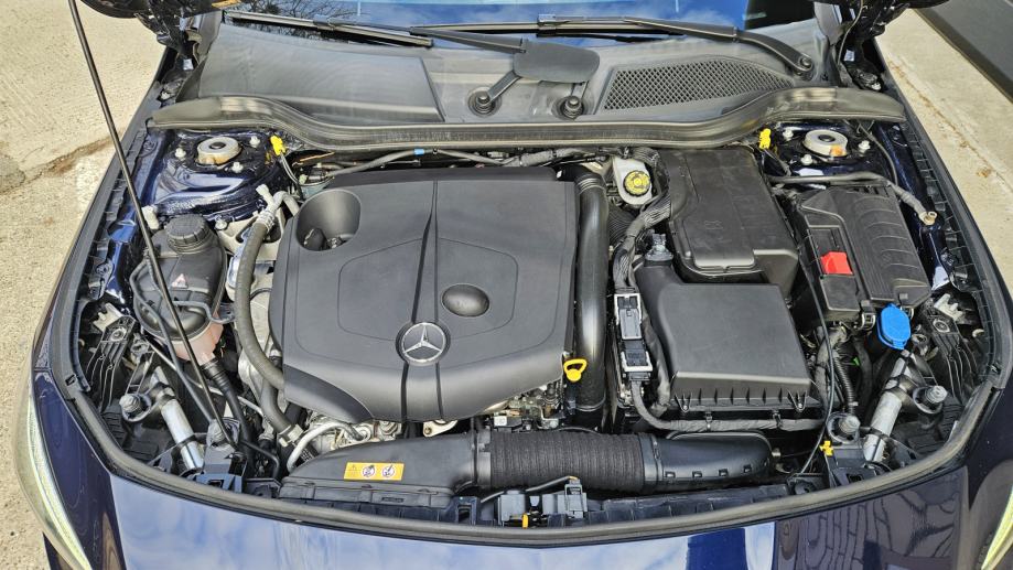 mercedes-benz-cla220d-prodano-130kw-177ks-sport-2018-god