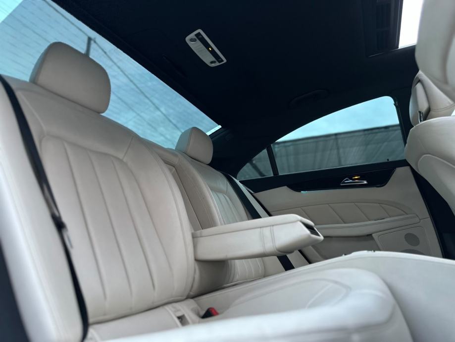 Mercedes-Benz CLS klasa 350 d 4MATIC automatik 2015G.NOVI MODEL /AMG/, fotografija 12