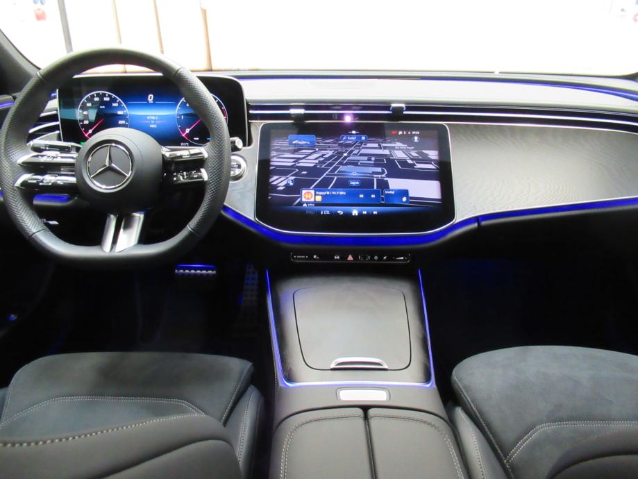 Mercedes-Benz E 220 d AMG Line/ Panorama/ Night paket/ 19", fotografija 14