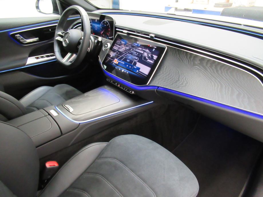 Mercedes-Benz E 220 d AMG Line/ Panorama/ Night paket/ 19", fotografija 10