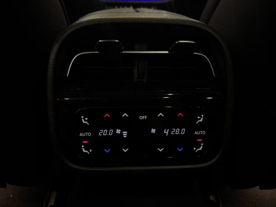 Mercedes-Benz E 220 D *Oprema po narudžbi* *Nove gume* *Jamstvo*, fotografija 19