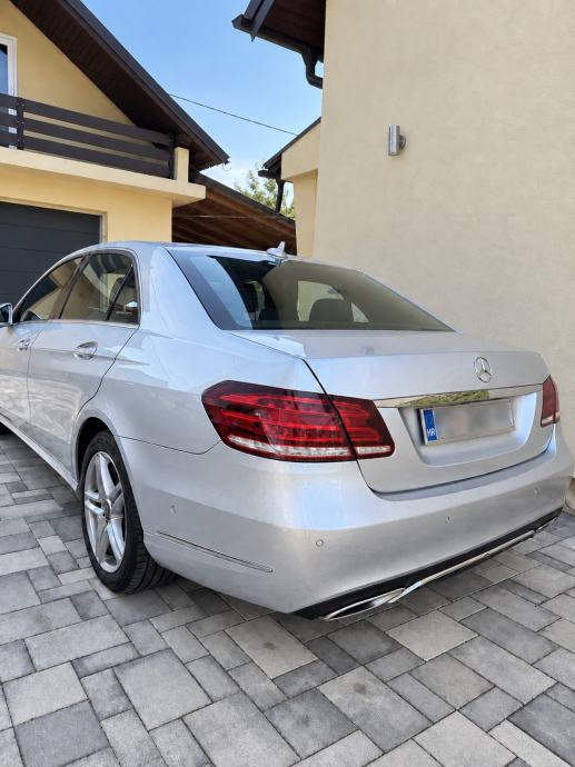 Mercedes-Benz E200 automatik, top oprema, prilika, fotografija 3