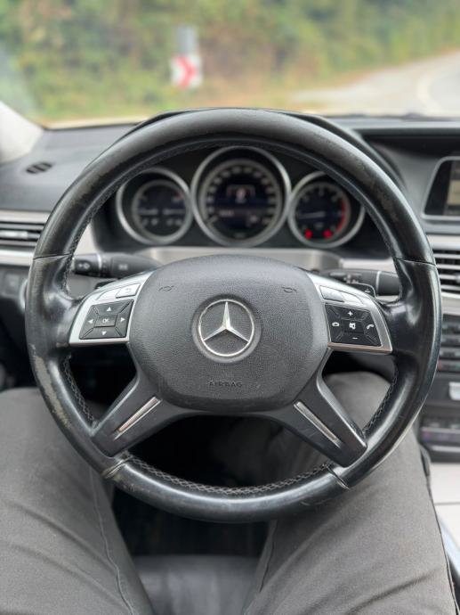 Mercedes-Benz E-klasa 2.2 diesel - automatik-, fotografija 12