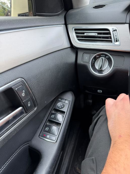 Mercedes-Benz E-klasa 2.2 diesel - automatik-, fotografija 5
