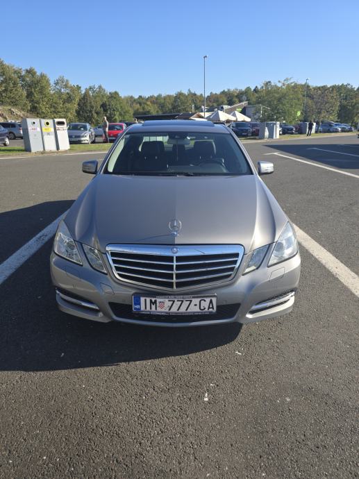 Mercedes-Benz E-klasa 200 automatik, fotografija 2