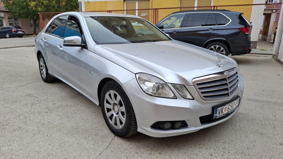 Mercedes-Benz E-klasa 220 CDI automatik, novi lanac, bez greške, pogled izvana - slika 4