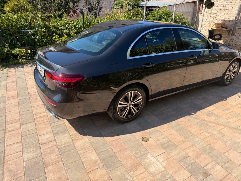 Mercedes-Benz E-klasa 200 D automatik, fotografija 7