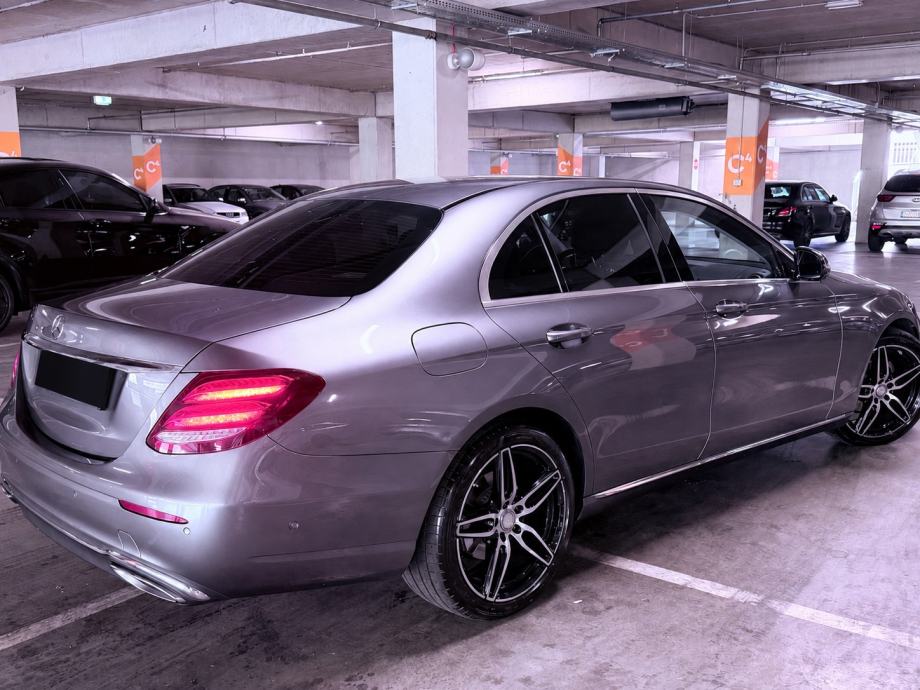 Mercedes-Benz E-klasa w213 200 D automatik, fotografija 3