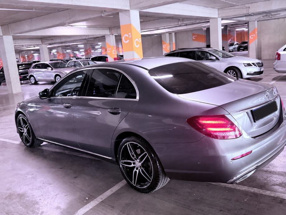 Mercedes-Benz E-klasa w213 200 D automatik, fotografija 4