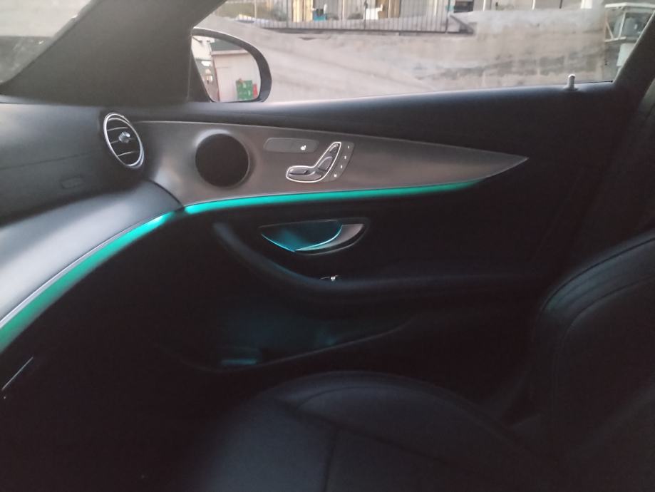 Mercedes-Benz E-klasa 200 D automatik, fotografija 14