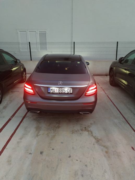 Mercedes-Benz E-klasa 200 D automatik, fotografija 19