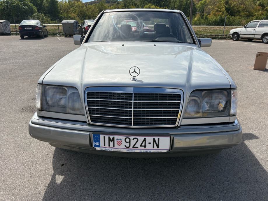 Mercedes-Benz E-klasa 200 D, pogled izvana - slika 3