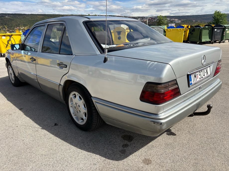 Mercedes-Benz E-klasa 200 D, pogled izvana - slika 5