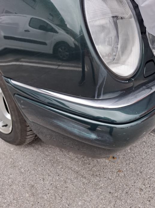 Mercedes-Benz E-klasa 200, fotografija 17