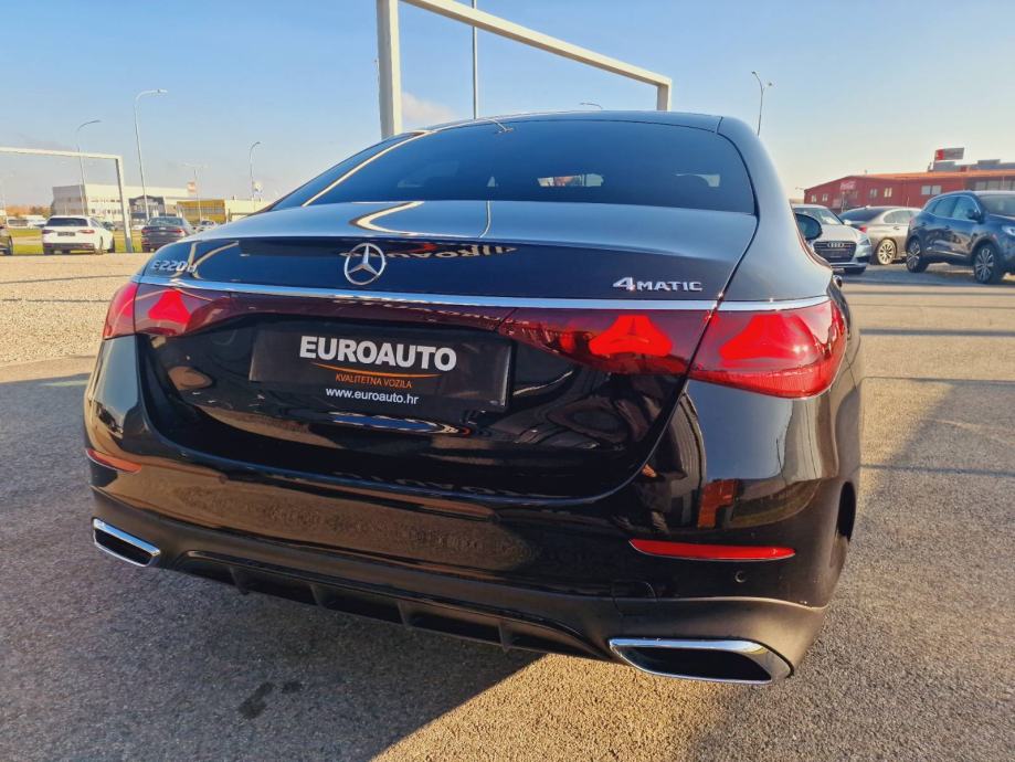 Mercedes-Benz E-klasa 220 4MATIC AMG*RATA 572e*KAO NOV*38.000km*, fotografija 5