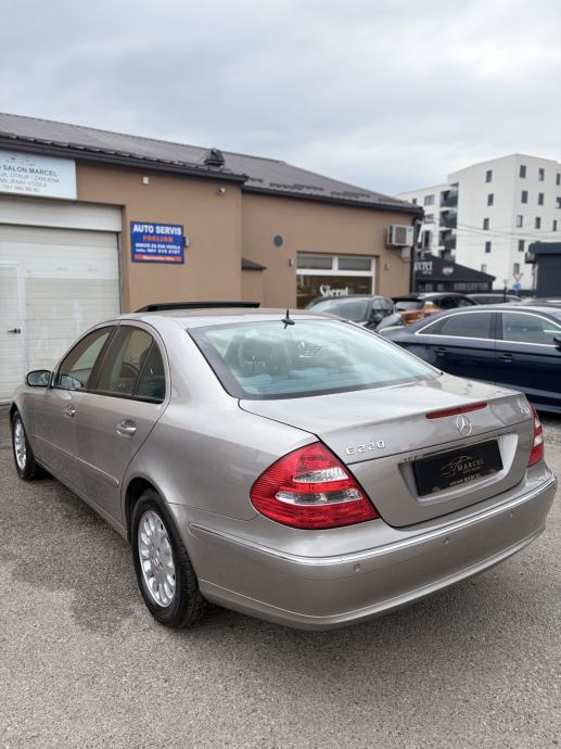 Mercedes-Benz E-klasa 220 CDI automatik 1.vlasnik-servisna knjiga, fotografija 6