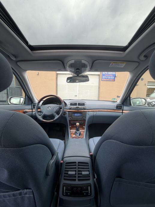 Mercedes-Benz E-klasa 220 CDI automatik 1.vlasnik-servisna knjiga, fotografija 9