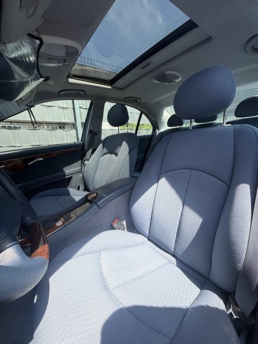 Mercedes-Benz E-klasa 220 CDI automatik 1.vlasnik-servisna knjiga, fotografija 14