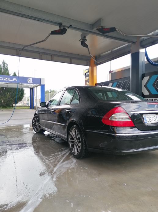Mercedes-Benz E-klasa 220 CDI Elegance, fotografija 2